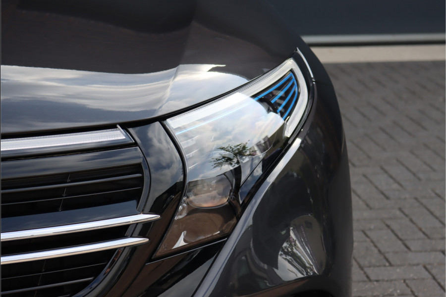 Mercedes-Benz EQC 400 4MATIC AMG Line 80 kWh | Distronic+ | Massage | Memory | Burmester | Trekhaak | Schuifdak | Stoelventilatie | Leder | Multibeam LED | Luchtkwaliteitspakket | HUD | Augmented Reality |