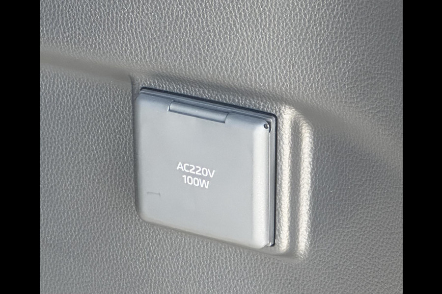 Toyota Land Cruiser 2.8 D-4D landcruiser Blind Van Professional Executive Luxe Uitvoering!