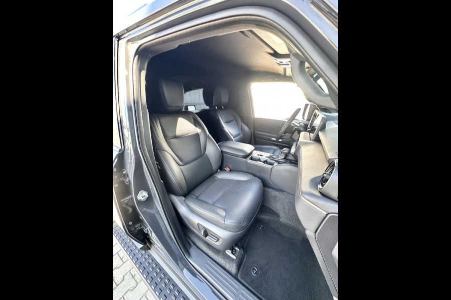 Toyota Land Cruiser 2.8 D-4D landcruiser Blind Van Professional Executive Luxe Uitvoering!