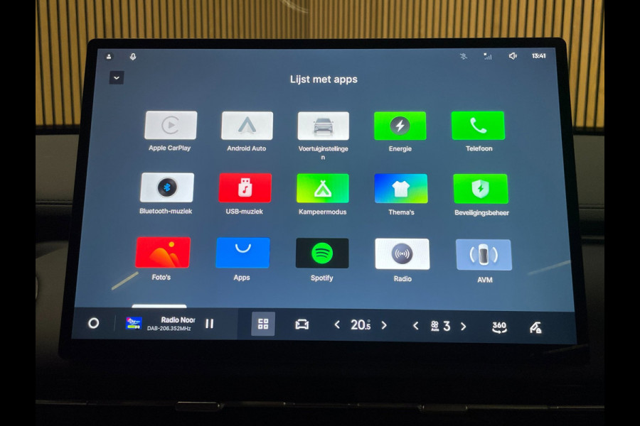 GEELY Starray EM-i 1.5 Pro|PHEV|262 PK|83KM ELEKTRISCH|STARTKLAAR|360 CAMERA|CARPLAY|VOLLEDER|STOEL & STUURVERWARMING|NIEUWE AUTO|