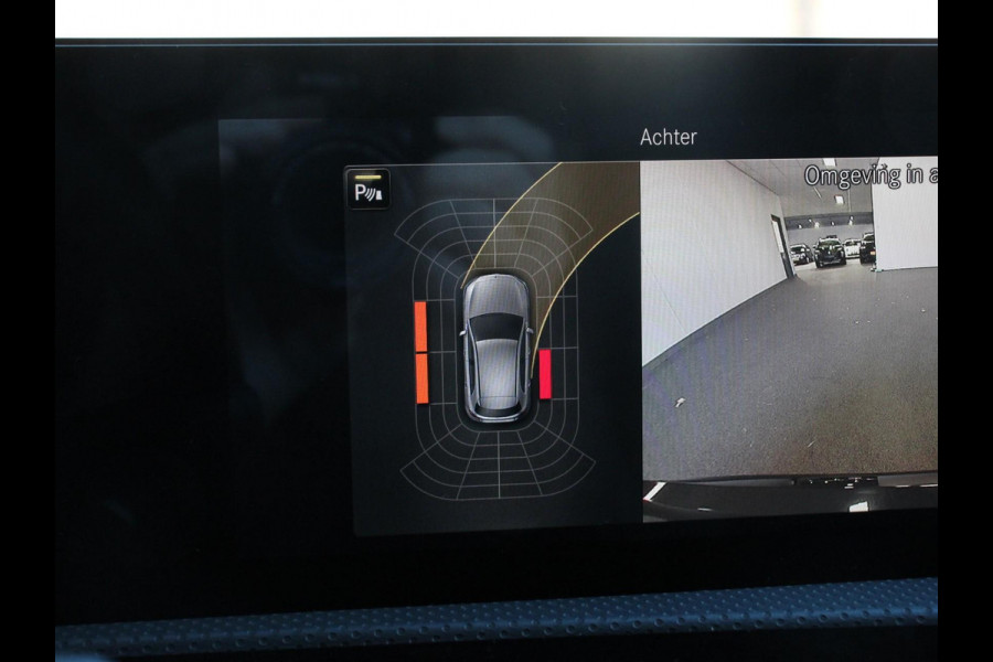 Mercedes-Benz A-Klasse 200 Automaat AMG Line Navigatie Climate Control Camera Virtual Cockpit Led Stoelverwarming Cruise control Parkeersensoren