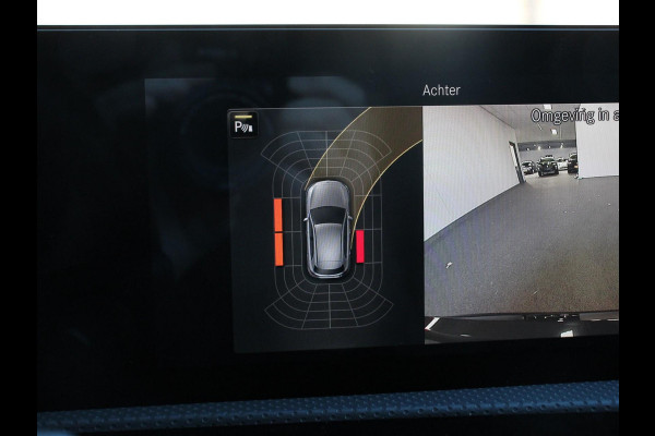 Mercedes-Benz A-Klasse 200 Automaat AMG Line Navigatie Climate Control Camera Virtual Cockpit Led Stoelverwarming Cruise control Parkeersensoren