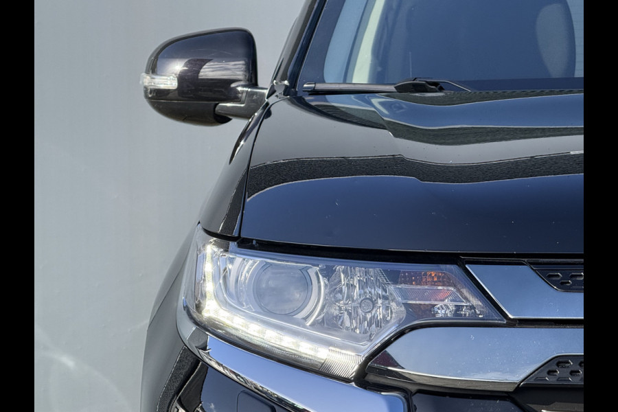 Mitsubishi Outlander BWJ 2021 | 2.4 225PK PHEV Pure | CLIMA | NAVI | STOELVERW | CAMERA A | CARPLAY | PDC 2X| LICHTMETAAL