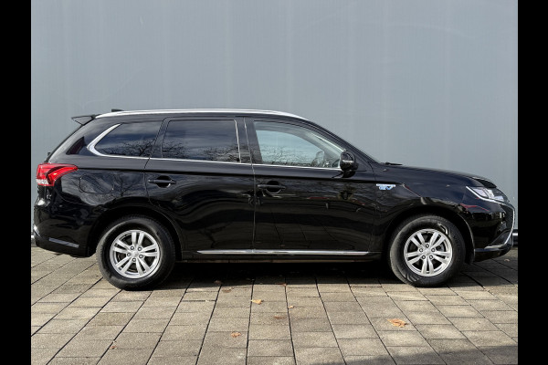 Mitsubishi Outlander BWJ 2021 | 2.4 225PK PHEV Pure | CLIMA | NAVI | STOELVERW | CAMERA A | CARPLAY | PDC 2X| LICHTMETAAL