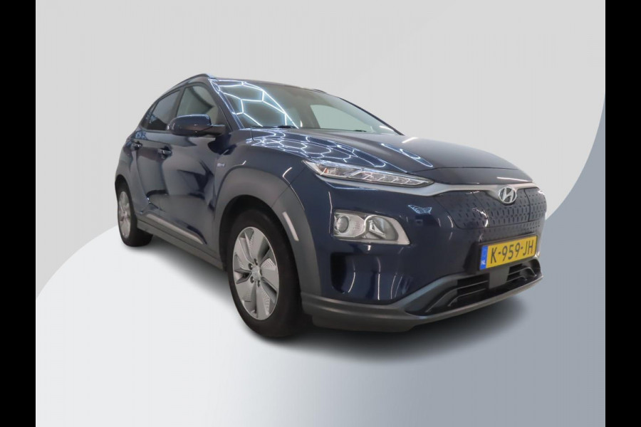 Hyundai Kona EV Fashion 64 kWh | SOH 100% | Navigatie | Warmtepomp | VERWACHT |