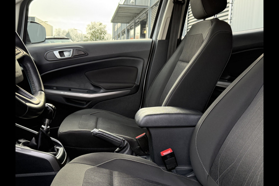 Ford EcoSport BWJ 11-2018 | 1.0T 126PK Trend Ultimate NWE APK | NAVI | AIRCO | CRUISE | CARPLAY | PDC |