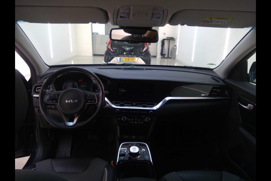 Kia e-Niro DynamicLine 64 kWh | SOH 98,9% | Trekhaak | Navigatie | VERWACHT |