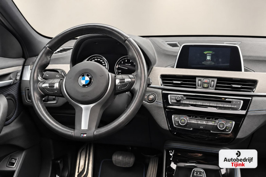 BMW X2 sDrive20i Executive | Automaat | LED | Pano | Trekhaak | M Sport X | Parking Pack | Elek. achterklep | Audio Media Pack | LMV 19" |