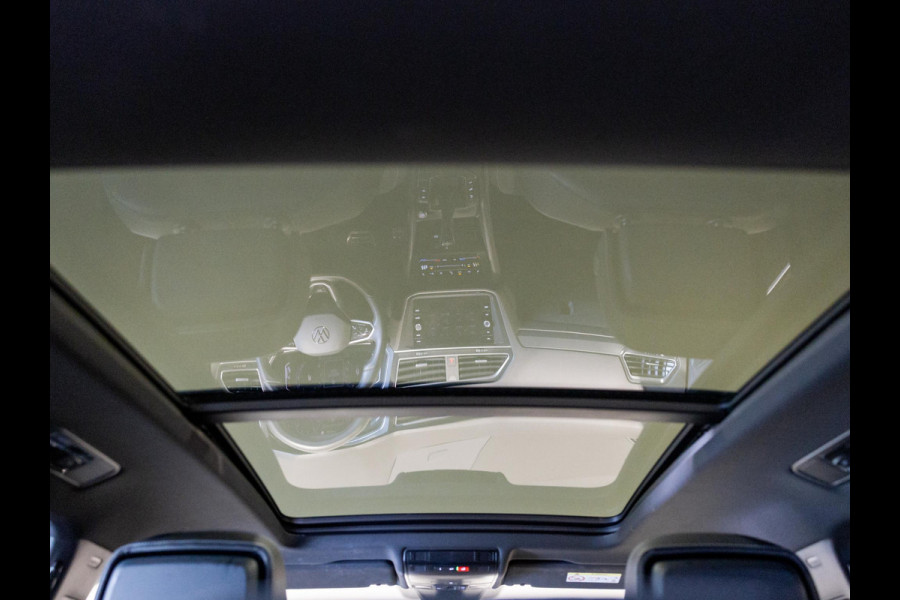 Volkswagen Tiguan Allspace 1.5 TSI R-Line Blackstyle 7p. / 150pk / Panorama dak / Stoel en stuur verwarming / Achteruitrij camera /