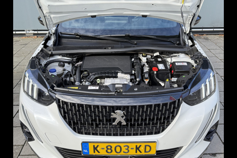 Peugeot 2008 BWJ 2021 | 1.2T 131PK GT | PANO DAK | TREKHAAK | CLIMA | NAVI | LEDER/STOF | CAMERA A | PDC | CARPLAY |