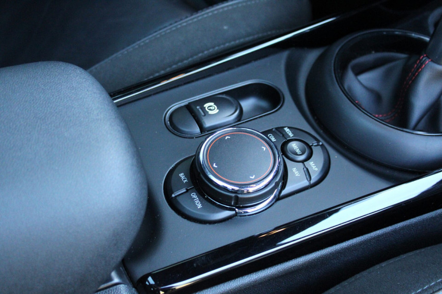 MINI Clubman 2.0 Cooper S Serious Business | Head Up | Pano | Vol Leder | Led