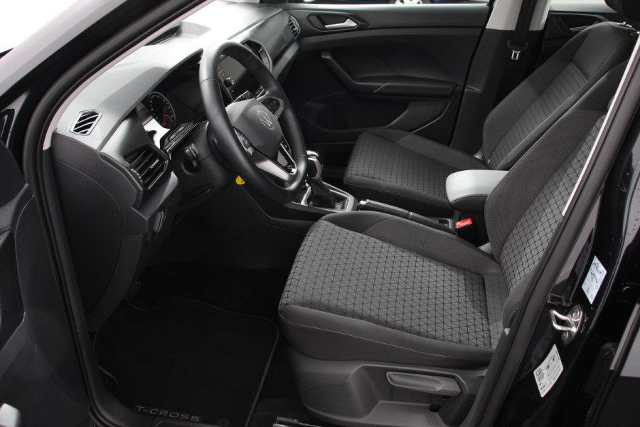 Volkswagen T-Cross 1.0 TSI 110pk DSG Life Navigatie Adaptive Cruise Control Lane/Side Assist Camera Stoelverwarming