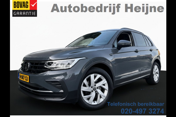 Volkswagen Tiguan 1.5 TSI 150PK! LIFE BUSINESS CARPLAY/ACC/NAVI/STUURVERW.