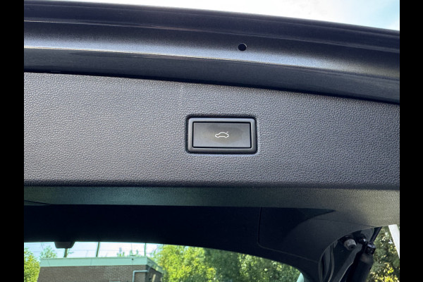 Volkswagen Tiguan 1.5 TSI 150PK! LIFE BUSINESS CARPLAY/ACC/NAVI/STUURVERW.