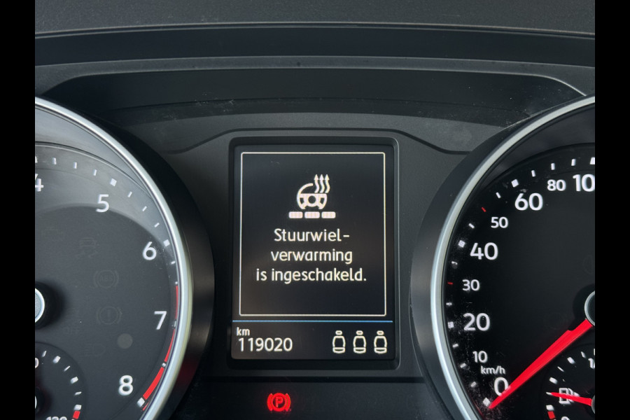 Volkswagen Tiguan 1.5 TSI 150PK! LIFE BUSINESS CARPLAY/ACC/NAVI/STUURVERW.