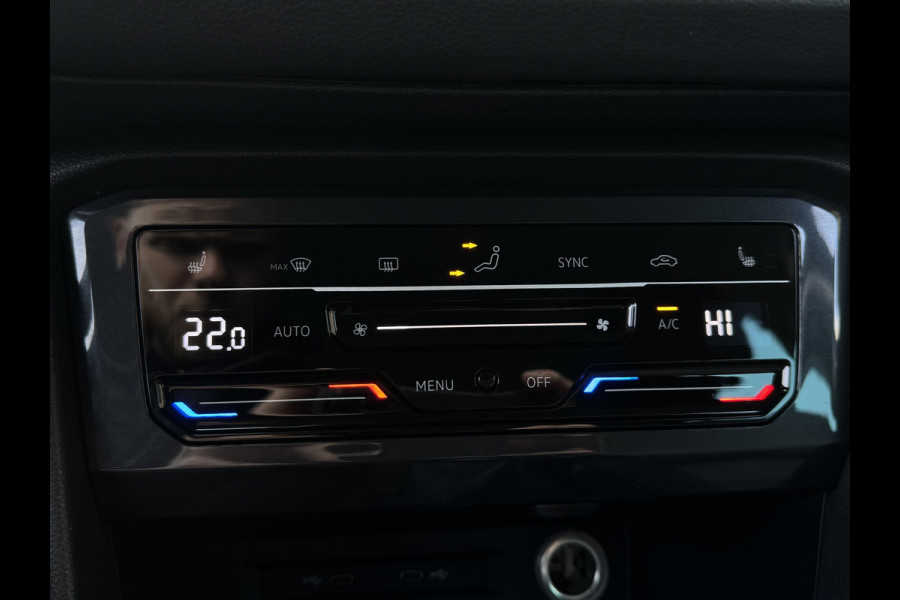 Volkswagen Tiguan 1.5 TSI 150PK! LIFE BUSINESS CARPLAY/ACC/NAVI/STUURVERW.