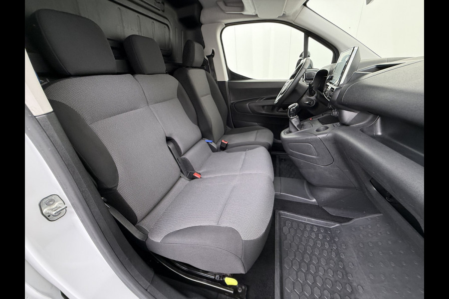 Opel Combo 1.5D L2H1 3 Peroons, FULL OPTIONS! Inbouw lades, Trekhaak, NAVI, Camera