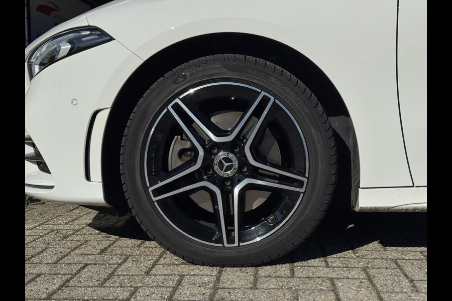 Mercedes-Benz A-Klasse 250 e AMG Line (SoH 92%) | Carplay/Android, Stoelverw., Sfeerverl., Camera, Cruise, Climate. Night Pakket |