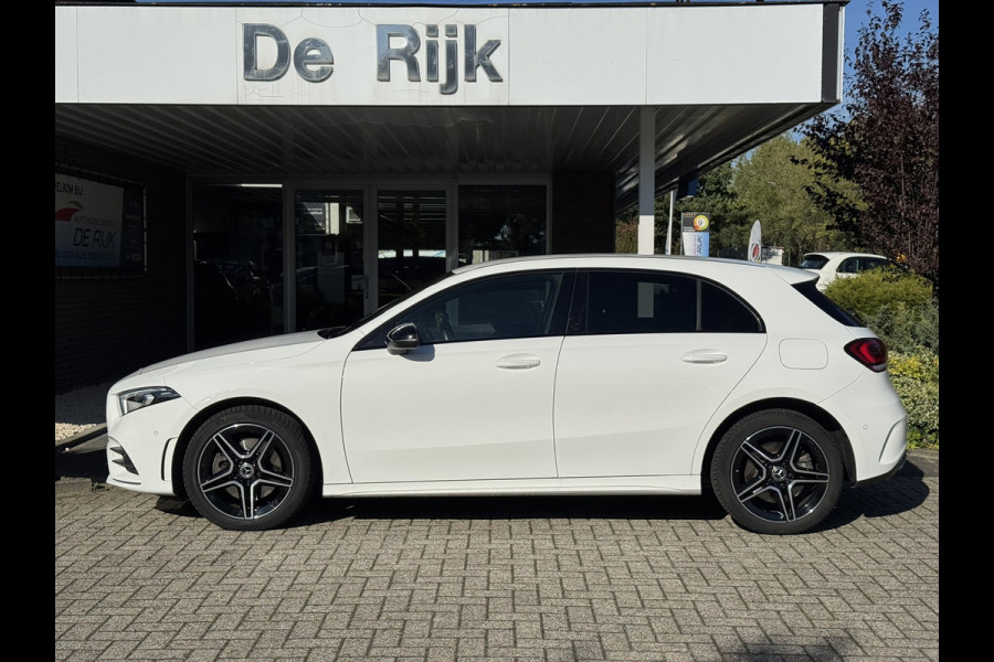 Mercedes-Benz A-Klasse 250 e AMG Line (SoH 92%) | Carplay/Android, Stoelverw., Sfeerverl., Camera, Cruise, Climate. Night Pakket |