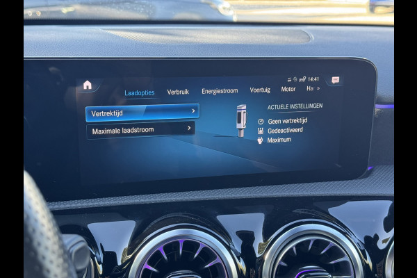 Mercedes-Benz A-Klasse 250 e AMG Line (SoH 92%) | Carplay/Android, Stoelverw., Sfeerverl., Camera, Cruise, Climate. Night Pakket |