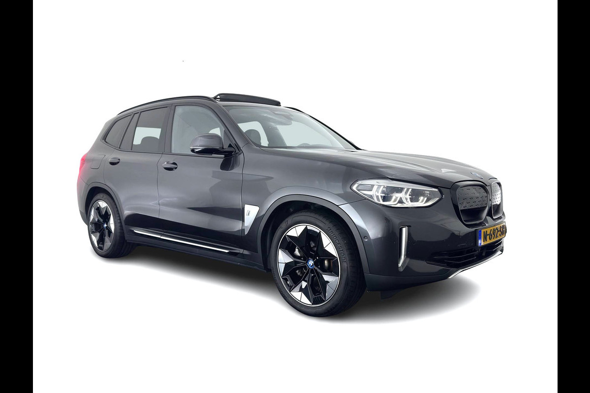 BMW iX3 High Executive 80 kWh [3-Fase-11kW] {SoH-100%} (INCL-BTW) Aut. *PANO | LEATHER | HARMAN/KARDON | ADAPTIVE-CRUISE | FULL-LED | BLINDSPOT | MEMORY-PACK | DIGI-COCKPIT | HEATED-SPORTSEATS | KEYLESS | CAMERA | DAB+ | TOWBAR | HEAD-UP | 20''AL