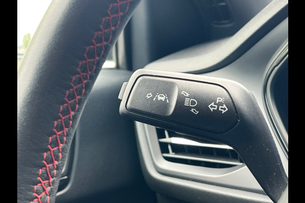 Ford FOCUS Wagon BWJ 2021 | 1.5TDCI 120PK ST Line X Business | STOEL&STUUR VERW | FULL LED | CAMERA A | CARPLAY  | CLIMA | NAVI | VOORRUITVERW |