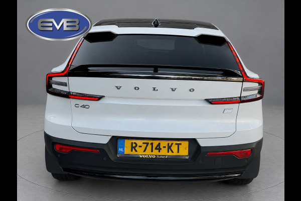 Volvo C40 Recharge Plus 69 kWh, panoramadak, 20 inch,camera,electr bedienbare trekhaak, 1 e eigenaar, Origineel NL auto met nap