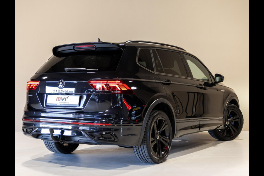 Volkswagen Tiguan Allspace 1.5 TSI R-Line Business+ 7p. / 150pk / Trekhaak / Panorama dak / Achteruitrij camera /