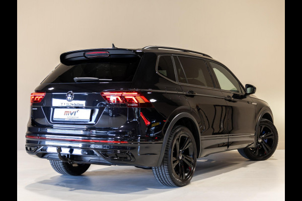 Volkswagen Tiguan Allspace 1.5 TSI R-Line Business+ 7p. / 150pk / Trekhaak / Panorama dak / Achteruitrij camera /