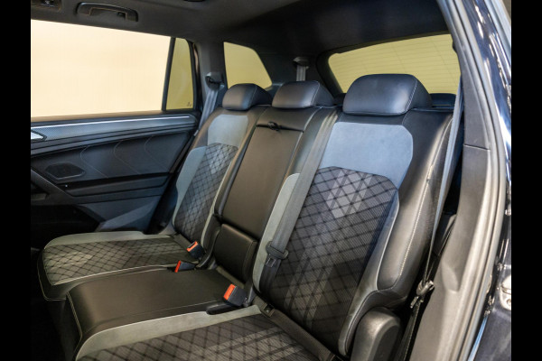 Volkswagen Tiguan Allspace 1.5 TSI R-Line Business+ 7p. / 150pk / Trekhaak / Panorama dak / Achteruitrij camera /
