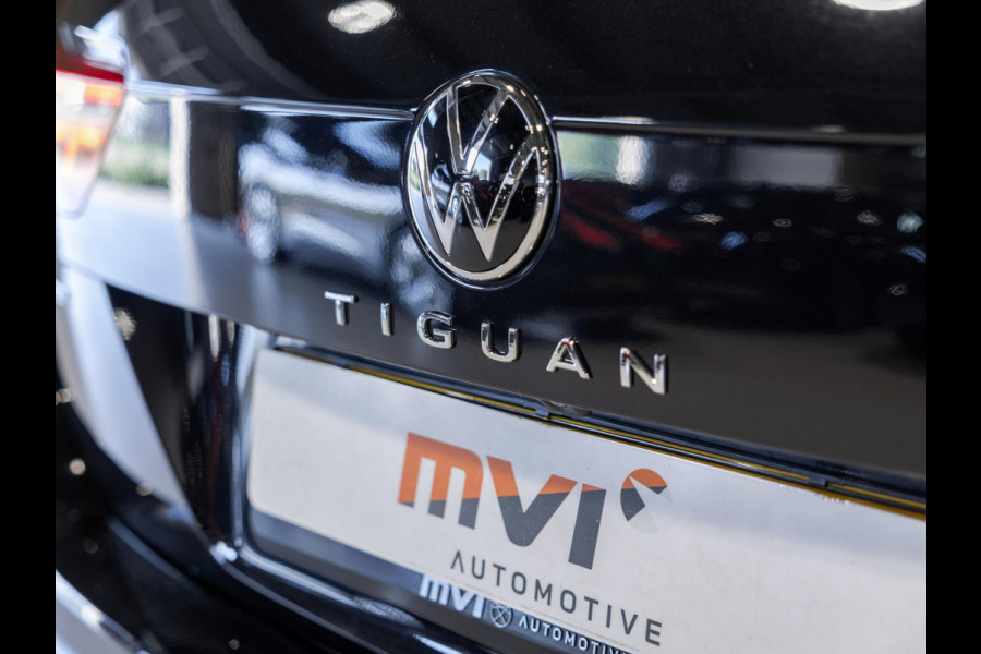 Volkswagen Tiguan Allspace 1.5 TSI R-Line Business+ 7p. / 150pk / Trekhaak / Panorama dak / Achteruitrij camera /