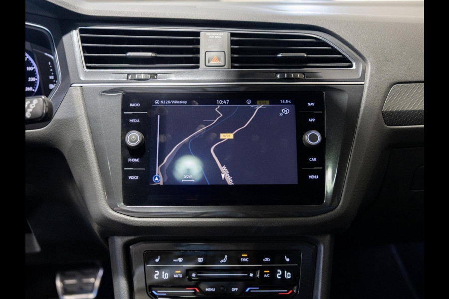 Volkswagen Tiguan Allspace 1.5 TSI R-Line Business+ 7p. / 150pk / Trekhaak / Panorama dak / Achteruitrij camera /