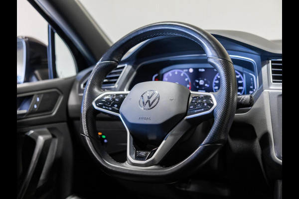 Volkswagen Tiguan Allspace 1.5 TSI R-Line Business+ 7p. / 150pk / Trekhaak / Panorama dak / Achteruitrij camera /