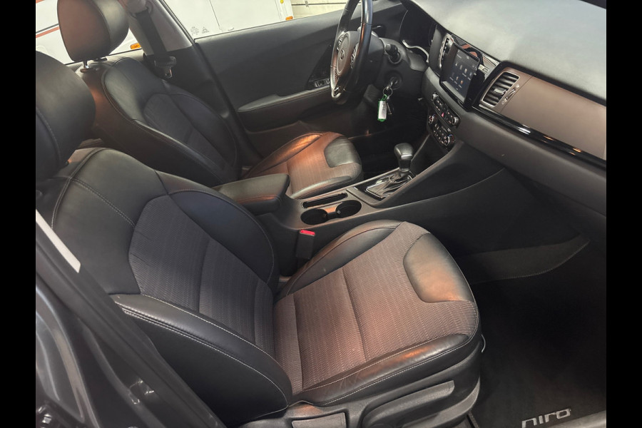 Kia Niro 1.6 GDi Hybrid DynamicLine Camera, Carplay,