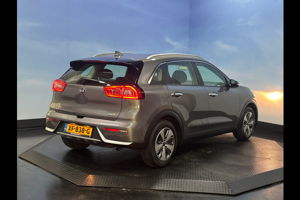 Kia Niro 1.6 GDi Hybrid DynamicLine Camera, Carplay,