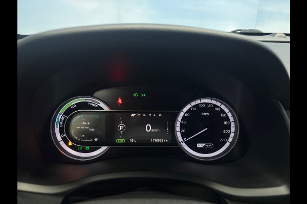 Kia Niro 1.6 GDi Hybrid DynamicLine Camera, Carplay,
