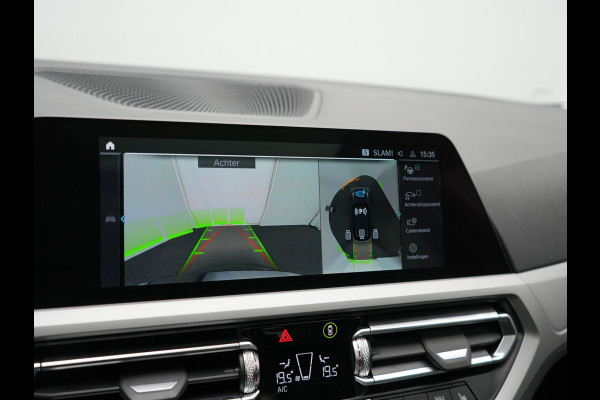 BMW 3 Serie Touring 330e Sportline PHEV 293pk Dealer O.H. | SOH 90,9% | Panodak | Adaptive Cruise | Head Up | 360 Camera | Lederen Sportstoelen & Stuur Verwarmd | Keyless | BLIS | Apple Carplay | Navigatie | DAB | Plug In Hybrid |