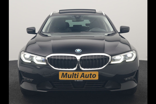 BMW 3 Serie Touring 330e Sportline PHEV 293pk Dealer O.H. | SOH 90,9% | Panodak | Adaptive Cruise | Head Up | 360 Camera | Lederen Sportstoelen & Stuur Verwarmd | Keyless | BLIS | Apple Carplay | Navigatie | DAB | Plug In Hybrid |