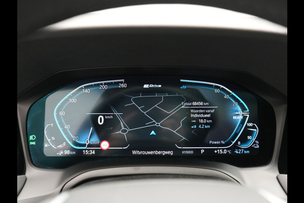BMW 3 Serie Touring 330e Sportline PHEV 293pk Dealer O.H. | SOH 90,9% | Panodak | Adaptive Cruise | Head Up | 360 Camera | Lederen Sportstoelen & Stuur Verwarmd | Keyless | BLIS | Apple Carplay | Navigatie | DAB | Plug In Hybrid |