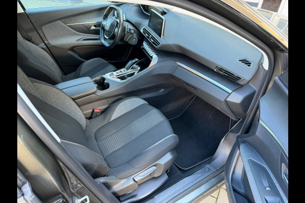 Peugeot 3008 1.2 PureTech Allure 131PK Automaat, Cruise Control, Apple Carplay, Navigatie, Parkeersensoren achter