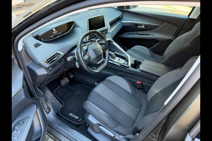 Peugeot 3008 1.2 PureTech Allure 131PK Automaat, Cruise Control, Apple Carplay, Navigatie, Parkeersensoren achter