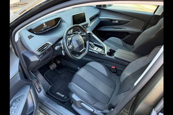 Peugeot 3008 1.2 PureTech Allure 131PK Automaat, Cruise Control, Apple Carplay, Navigatie, Parkeersensoren achter