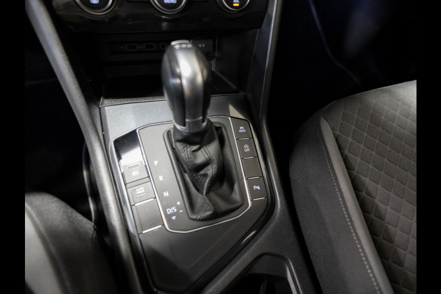 Volkswagen Tiguan 1.4 TSI ACT R-Line Business / 150pk / Automatische klimaatregeling / Apple CarPlay /