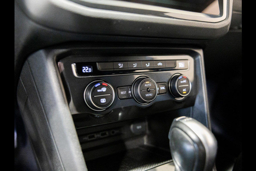 Volkswagen Tiguan 1.4 TSI ACT R-Line Business / 150pk / Automatische klimaatregeling / Apple CarPlay /