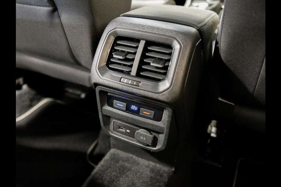 Volkswagen Tiguan 1.4 TSI ACT R-Line Business / 150pk / Automatische klimaatregeling / Apple CarPlay /