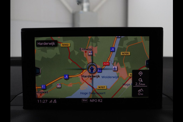 Audi Q2 1.4 TFSI CoD Triple S-Line | Half leder | Stoelverwarming | Trekhaak | Cruise control | Navigatie | Bluetooth | Climate control | Full LED