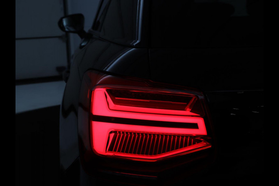 Audi Q2 1.4 TFSI CoD Triple S-Line | Half leder | Stoelverwarming | Trekhaak | Cruise control | Navigatie | Bluetooth | Climate control | Full LED