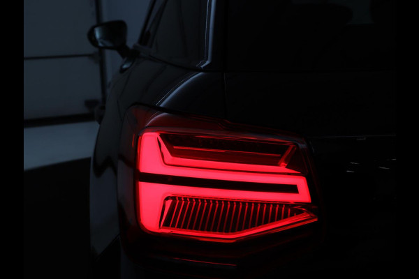 Audi Q2 1.4 TFSI CoD Triple S-Line | Half leder | Stoelverwarming | Trekhaak | Cruise control | Navigatie | Bluetooth | Climate control | Full LED