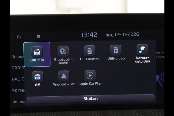 Kia EV6 Plus 77.4 kWh | SOH 94,5% | Leder | Memory | Adaptive cruise | Stuur/stoel verwarming | Trekhaak | Meridian Sound | Camera | Park assist | Carplay | Climate control | Elektrische achterklep