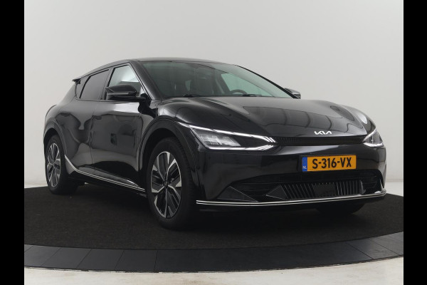 Kia EV6 Plus 77.4 kWh | SOH 94,5% | Leder | Memory | Adaptive cruise | Stuur/stoel verwarming | Trekhaak | Meridian Sound | Camera | Park assist | Carplay | Climate control | Elektrische achterklep